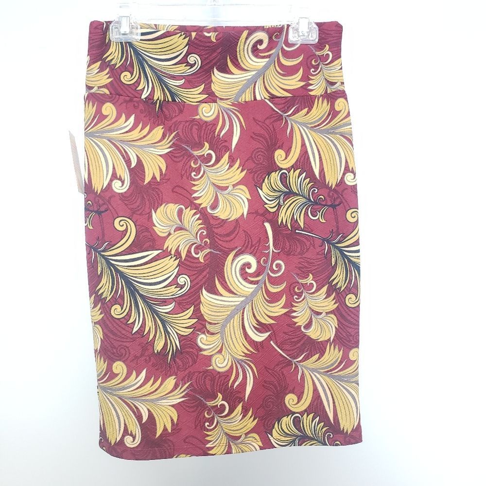 Lularoe Cassie Floral Skirt Size Medium New With Tag